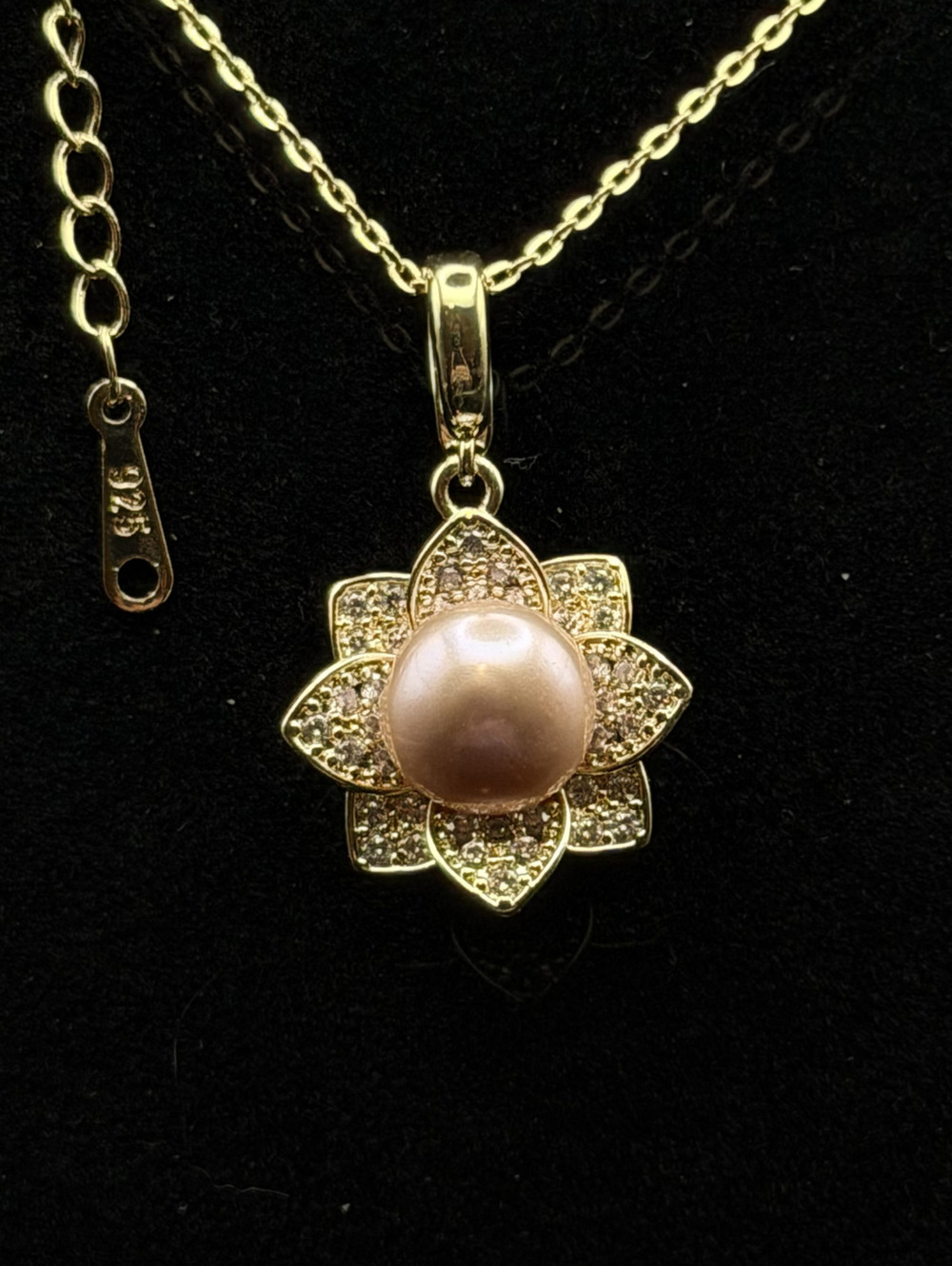 Freshwater Pearl Flower Pendant Necklace with Universal Clasp Gold Plated